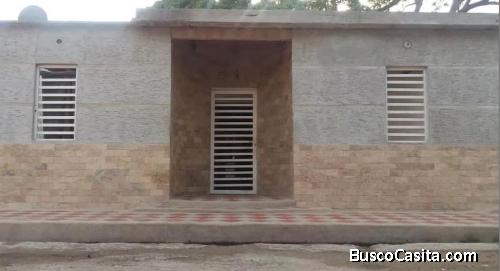 SKY GROUP Vende Hermosa casa en Ocumare de La Costa