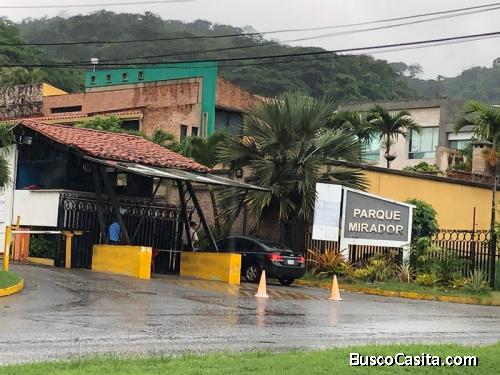 EN VENTA Casa en Urb. Parque Mirador, MR19-13