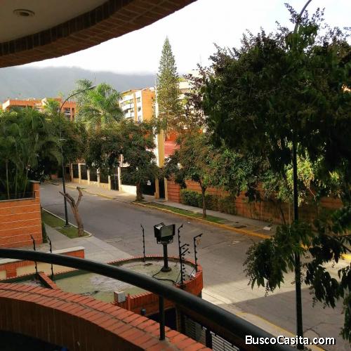 Se Alquila Apartamento