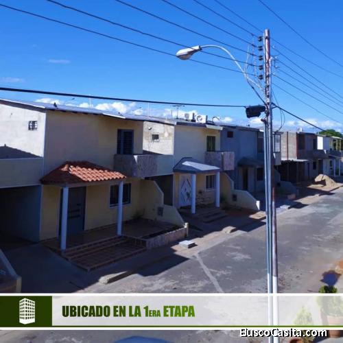  Towhouses En Venta En Avenida atlantico Villa Caroni