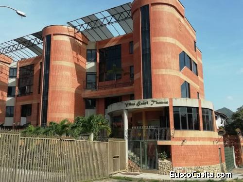 EN VENTA Villa/TownHouse en Urb. El Bosque, SR19-17