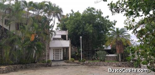 EN VENTA Casa en El Parral, SR19-07