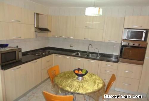 TOWN HOUSE EN LA AVENIDA CENTURIÓN NVA BARCELONA