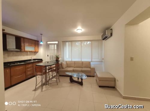 apartamento en Lomas de los mangos
