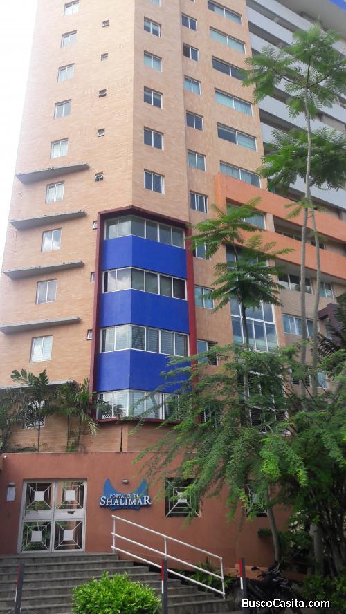 SKY GROUP Vende apartamento en Las Chimeneas Residencias Portales de Shalimar