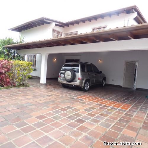 SE VENDE CASA QUINTA EN LOMAS DE LAGUNITA