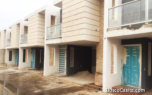 TOWNHOUSE EN VILLA NIZZA