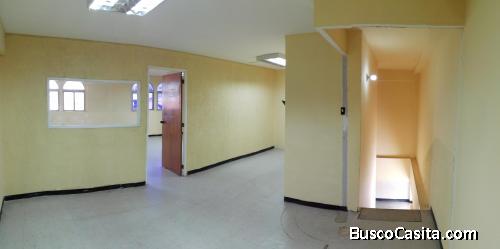 SE VENDE LOCAL COMERCIAL EDIFI. PAPANTONIO, PLENO CENTRO DE CORO