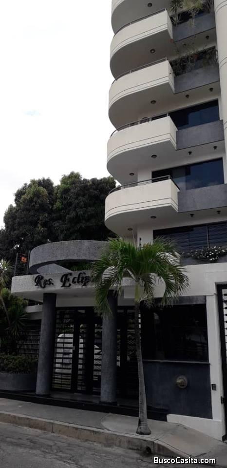 SKY GROUP Vende grandioso Apartamento en Urb La Soledad Edificio ECLIPSE
