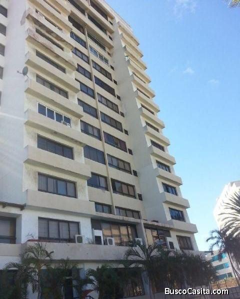 En Venta Lindo Apartamento en Costa Azul semi amoblado