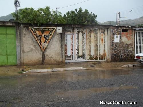 Vendo original y práctica casa en el sector El progreso, El Limón, Maracay.