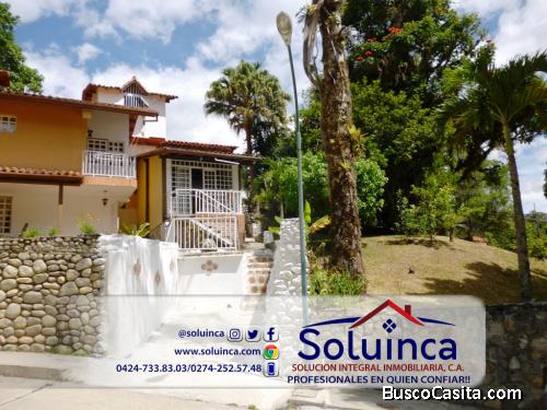 Amplio Chalet Urb. La Pedregosa 