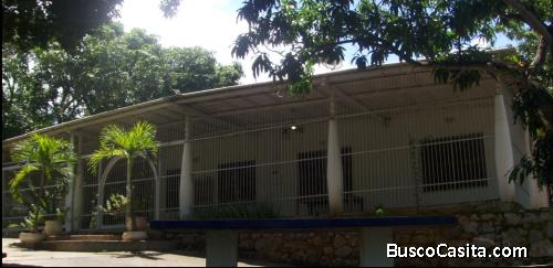 SE VENDE BONITA CASA DE CAMPO