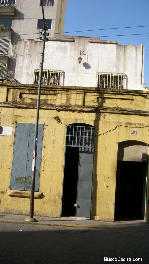 Casa Centro de Caracas a tres cuadras Plaza la Concordia