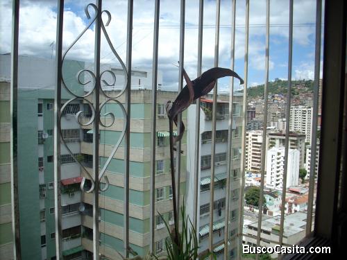 Vendo apartamento en la quebradora I,  caracas