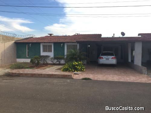 Villa Puerta Maraven Urbanización Privada 