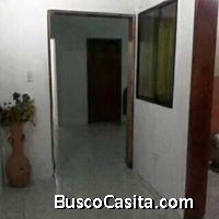 Inmobiliaria Realtor Group vende Casa Céntrica cerca del Palacio de Justicia 90 mts2 Precio 4.500 