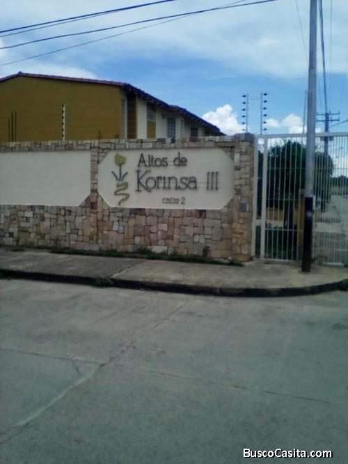 CASA URB ALTOS DE CORINSA