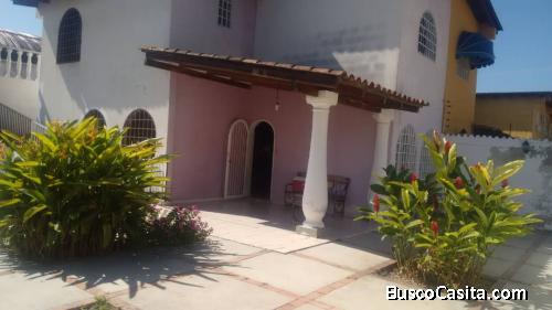 INMOBILIARIA JURIDICA M&M HOUSE IURIS C.A VENDE: CASA-QUINTA