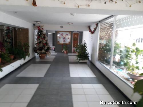 VENDO POR MOTIVO DE VIAJE APTO PLAYA GRANDE