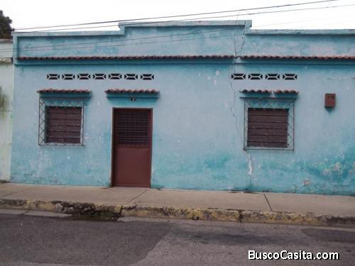 Venta de Terreno propio detrás del CC Global, Maracay.