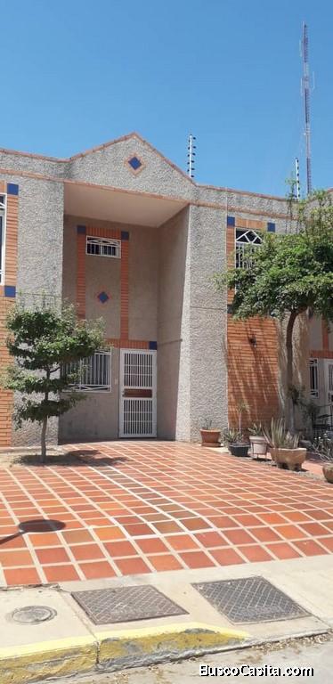 SuEspacio Bienes Raíces,C.A Vende Town House - Maracaibo