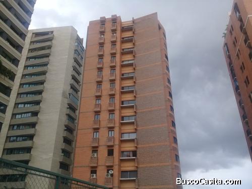Apartamento En Venta Urb. Los Mangos, Valencia. AR19-14