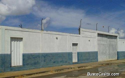 SE ALQUILA TERRENO USO INDUSTRIAL SECTOR PALACIERO
