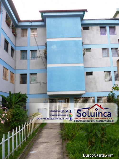 Apartamento Urb. Santa Juana 