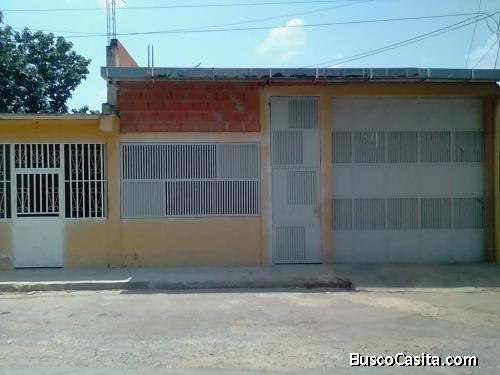 VENDO CASA