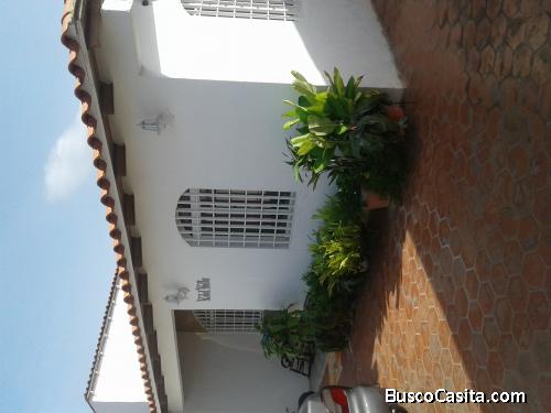 Casa en Urb El Bosque