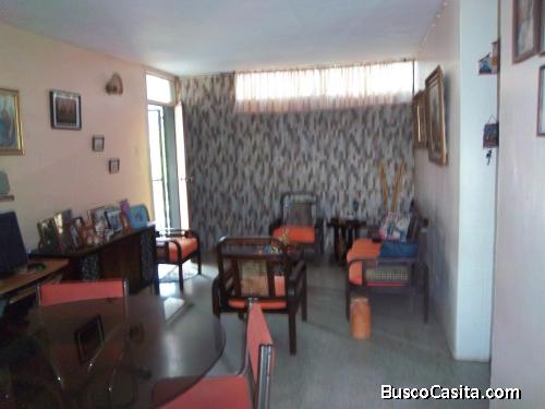 VENDO APARTAMENTO EN BLOQUE 19 LA CASTRA