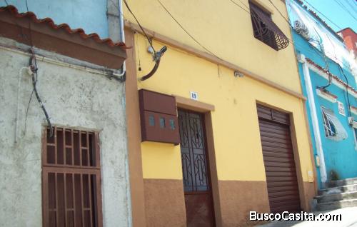 Aprovecha tres casas y un local