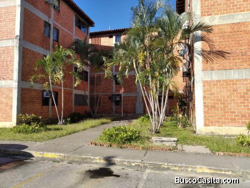 JAIDY PEÑA DE SKY  GROUP FOCUS VENDE: ????Apartamento Res. Los Anaucos  Sector Yuma San Diego 