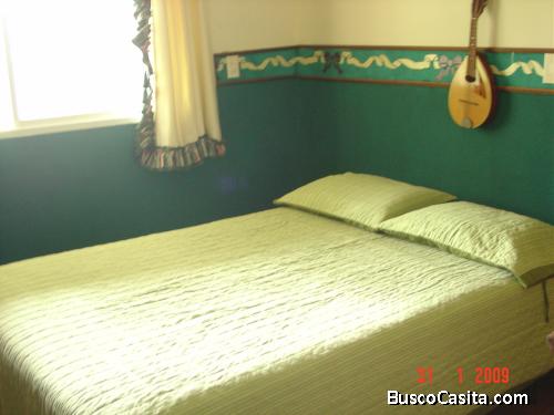 Alquilo Comoda Habitacion Ubicada muy cerca de la Universidad Simon Bolivar