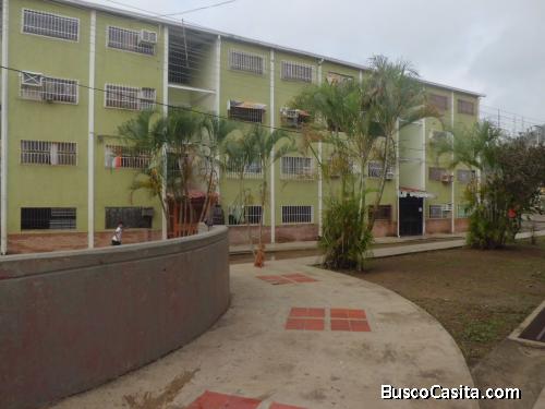 VENDO APARTAMENTO.  EN CHARALLAVE