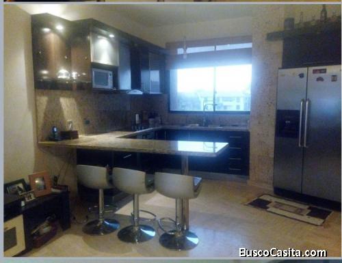 En venta, APARTAMENTO en el “CR ÁVILA MARES” en la Ciudad de Lechería - Anzoátegui.