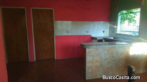 vendo casa comoda , desocupada
