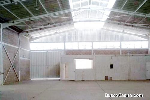 Yamily Ochoa Alquila Galpones de 600 M2 C/U en Paraparal - YGL7