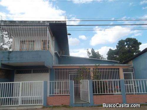 Excelente Casa de dos plantas ubicada en El Tigre, Edo. Anzoategui