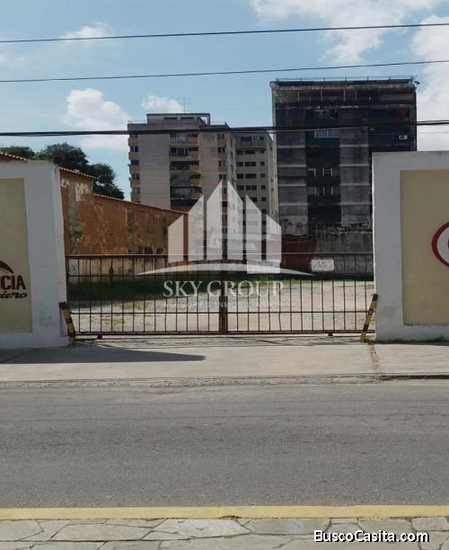 Se vende terreno en el centro de Valencia. Venezuela