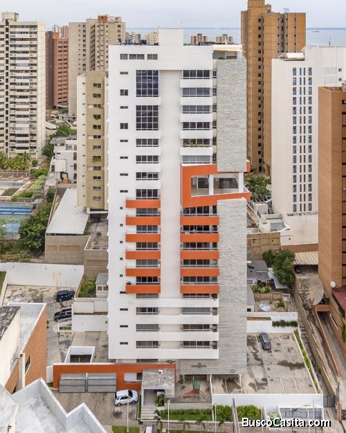 En Venta Apartamento en Gris en Edificio Torre Insignia*