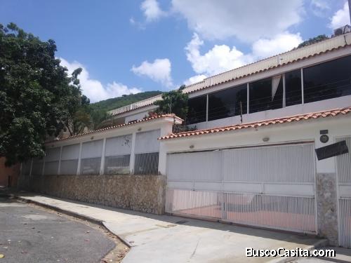 Casa en Lomas del Este, Valencia 04244120797 Sky Group Focus Gerardo Calderon Malave