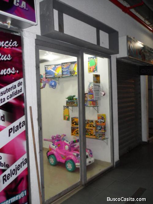 Vendo Local comercial N° 62 C.C. Caricuao Plaza