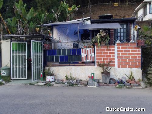 hermosa casa colonial en los altos mirandinos 