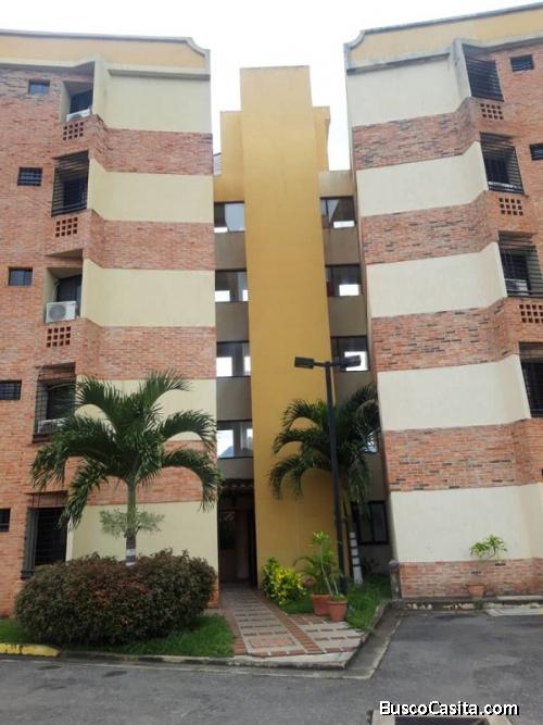 Zoraida Araujo Vende Apto. en Res. Sansur San Diego