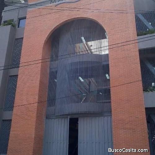 OFICINA FRENTE AL PUERTO MARITIMO DE LA GUAIRA – VENEZUELA