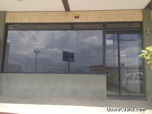Carmen Delgado vende Local Comercial 