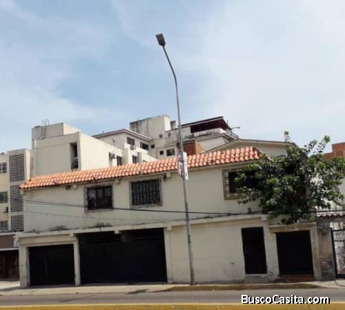 CASA COMERCIAL PARA RESTAURAR CON 500 MTRS DE TERRENO EN LA AV DELICIAS CON CALLE 73