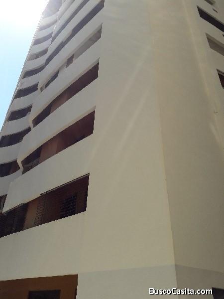 Apartamento de 106m2 en Urbanización El Parral